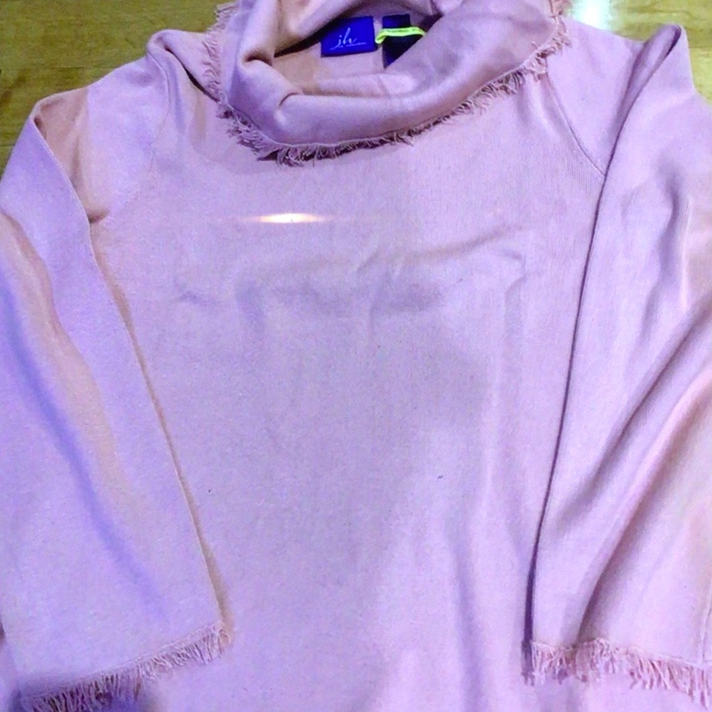 Mauve turtleneck sweater - Picture 2 of 3